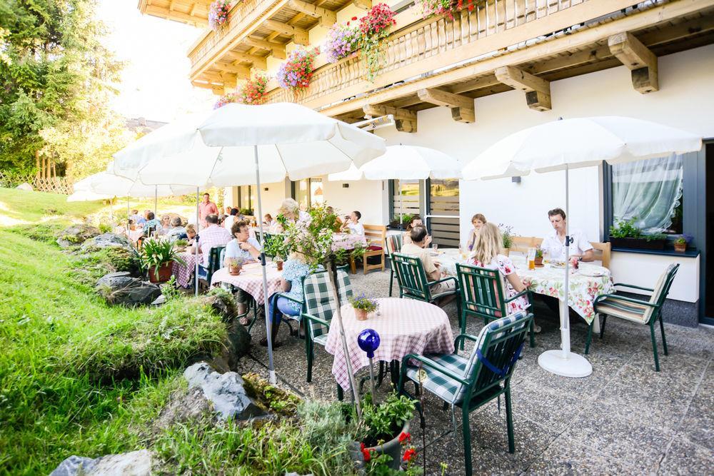Pension Pinzgauer Hof Maria Alm am Steinernen Meer Exterior foto